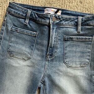 Women’s Risen cropped Blue Jeans